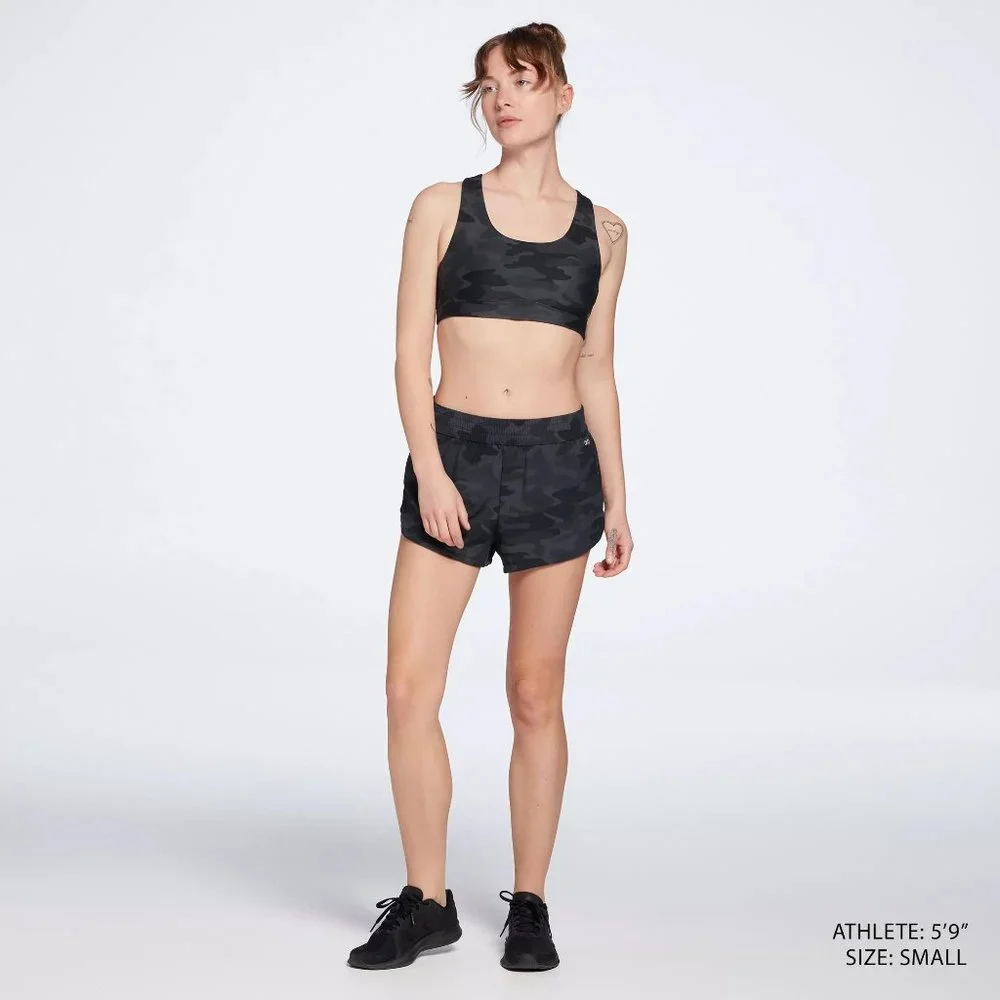 NWT DSG Women's Stride Shorts - Picture 3 of 9